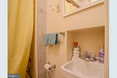 323 W 7th Street, Chester, PA 19013 - Photo 31