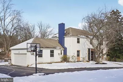 700 Camp Woods Rd, Villanova, PA 19085 - Photo 3