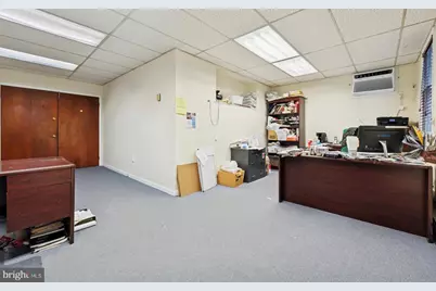 614 Darby Road, Havertown, PA 19083 - Photo 3