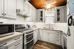 4031 Vernon Rd, Drexel Hill, PA 19026 - Photo 19