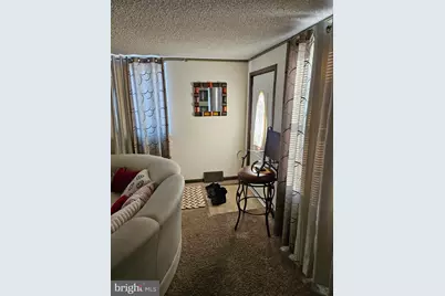 601 Crescent Drive, Glenolden, PA 19036 - Photo 5