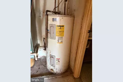 5200 Hilltop Drive #EE1, Brookhaven, PA 19015 - Photo 13