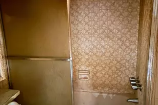 5200 Hilltop Dr, Brookhaven, PA 19015 - Photo 11