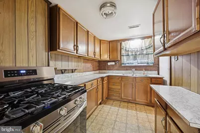 1305 Highland Avenue, Chester, PA 19013 - Photo 7