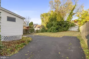 521 Blythe Ave, Drexel Hill, PA 19026 - Photo 27