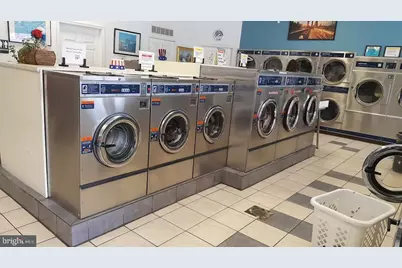 517 Chester Pike, Prospect Park, PA 19076 - Photo 15