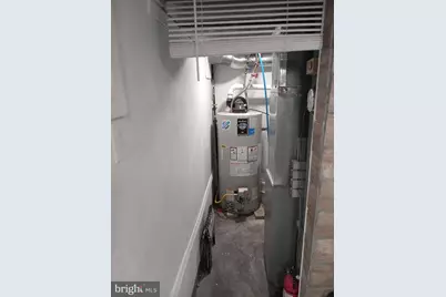 3419 Carter Lane, Chester, PA 19013 - Photo 11