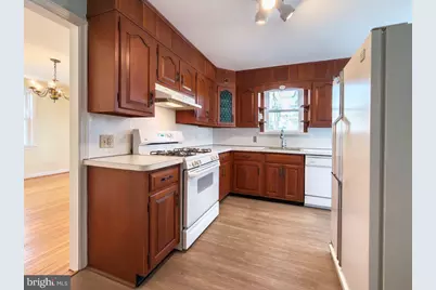 425 Harrington Road, Havertown, PA 19083 - Photo 7