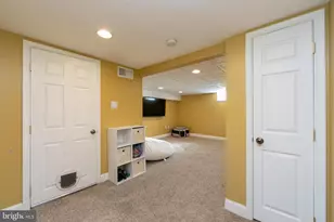 939 Fariston Dr, Drexel Hill, PA 19026 - Photo 25