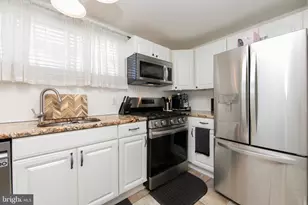 939 Fariston Dr, Drexel Hill, PA 19026 - Photo 13