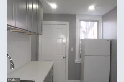 307 Clifton Avenue, Darby, PA 19023 - Photo 3