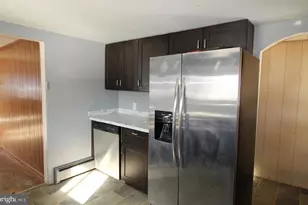 1335 Apple St, Upper Chichester, PA 19061 - Photo 3