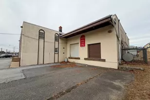 125 Powhattan Ave, Essington, PA 19029 - Photo 3