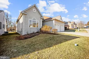 8 Cassin Hill Rd, Garnet Valley, PA 19060 - Photo 3