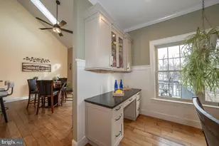 127 Springton Mews Cir, Media, PA 19063 - Photo 11