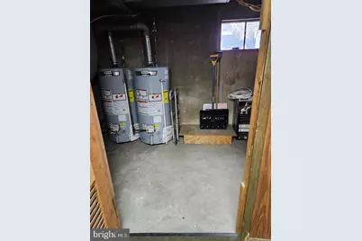 524 S Cedar Lane, Upper Darby, PA 19082 - Photo 13