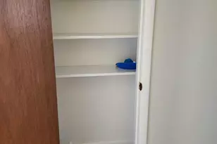 524 S Cedar Ln, Upper Darby, PA 19082 - Photo 11