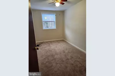 524 S Cedar Lane, Upper Darby, PA 19082 - Photo 9