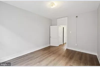 7250 Chestnut Street #E- 301, Upper Darby, PA 19082 - Photo 13