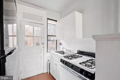 7250 Chestnut Street #C--302, Upper Darby, PA 19082 - Photo 9