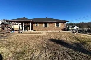 17 Ridley Dr, Wallingford, PA 19086 - Photo 1