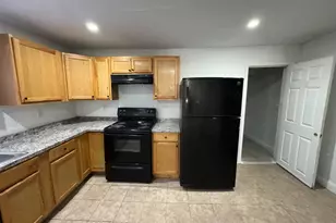 616 W 6th St, Chester, PA 19013 - Photo 7