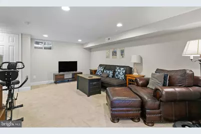 1160 Brookwood Lane, Glenolden, PA 19036 - Photo 19