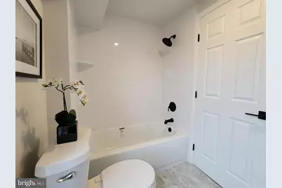 17 W 2nd Street, Marcus Hook, PA 19061 - Photo 19