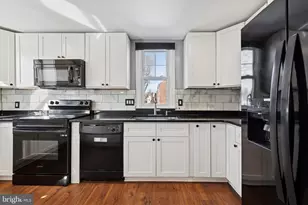 636 Woodland Dr, Havertown, PA 19083 - Photo 9