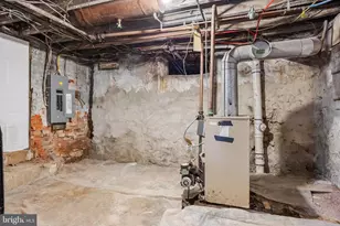 720 W 11th St, Chester, PA 19013 - Photo 27