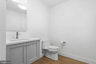 427 E Lancaster Ave, Wayne, PA 19087 - Photo 25