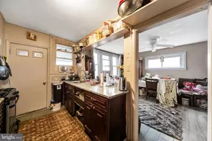 7517 Parkview Rd, Upper Darby, PA 19082 - Photo 9