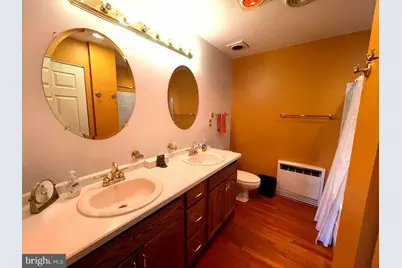 712 W Macdade Boulevard, Folsom, PA 19033 - Photo 15