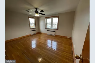 712 W Macdade Boulevard, Folsom, PA 19033 - Photo 9