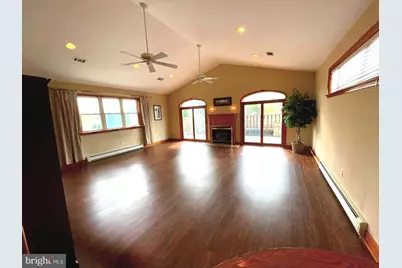 712 W Macdade Boulevard, Folsom, PA 19033 - Photo 5