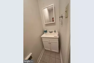 712 E Macdade Boulevard, Folsom, PA 19033 - Photo 17