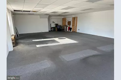 301 Folsom Avenue, Folsom, PA 19033 - Photo 3