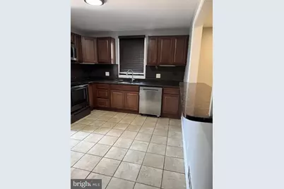 112 Burton Lane E, Sharon Hill, PA 19079 - Photo 5