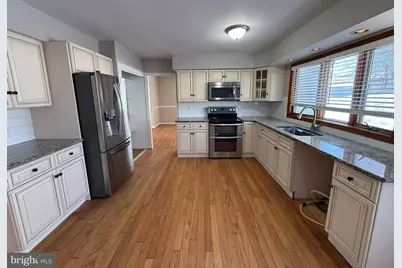 745 Windsor Place, Wallingford, PA 19086 - Photo 7