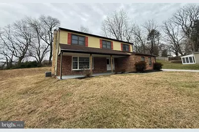 745 Windsor Place, Wallingford, PA 19086 - Photo 1