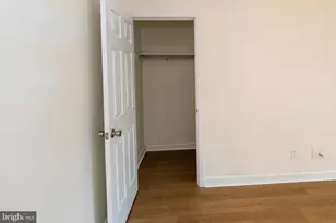 5200 Hilltop Dr, Brookhaven, PA 19015 - Photo 9