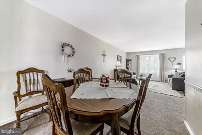 708 Heather Ln, Aston, PA 19014 - Photo 7