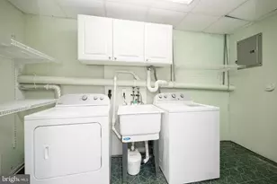 222 Springvalley Way, Aston, PA 19014 - Photo 33