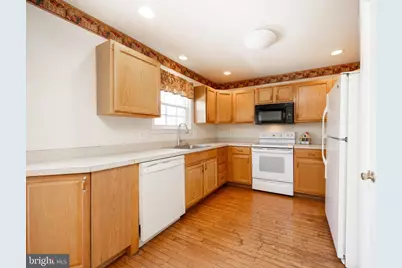 222 Spring Valley Way, Aston, PA 19014 - Photo 11