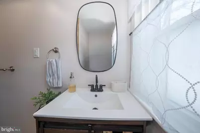 227 E Hathaway Lane, Havertown, PA 19083 - Photo 37