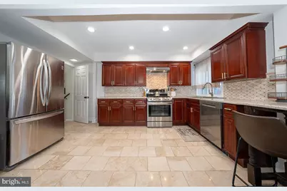 227 E Hathaway Lane, Havertown, PA 19083 - Photo 15