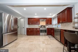 227 E Hathaway Ln, Havertown, PA 19083 - Photo 15