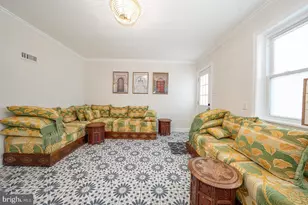 227 E Hathaway Ln, Havertown, PA 19083 - Photo 23