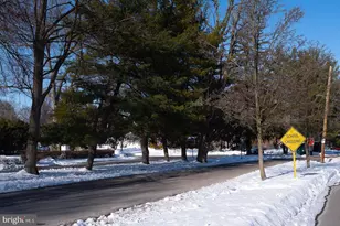 227 E Hathaway Ln, Havertown, PA 19083 - Photo 73