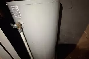 1417 Edgmont Ave, Chester, PA 19013 - Photo 11